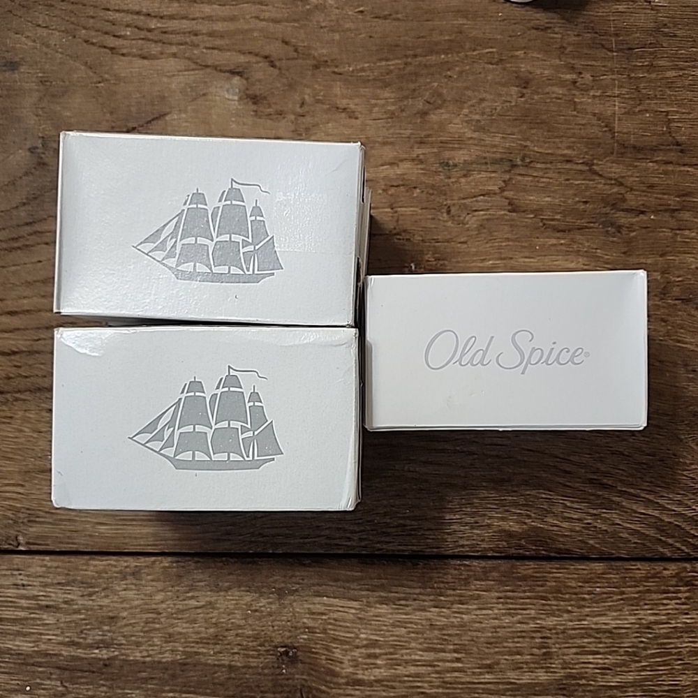 Lot of 6 Old Spice Deodorant Bar Soap 4 Big Bars and 2 smaller bars